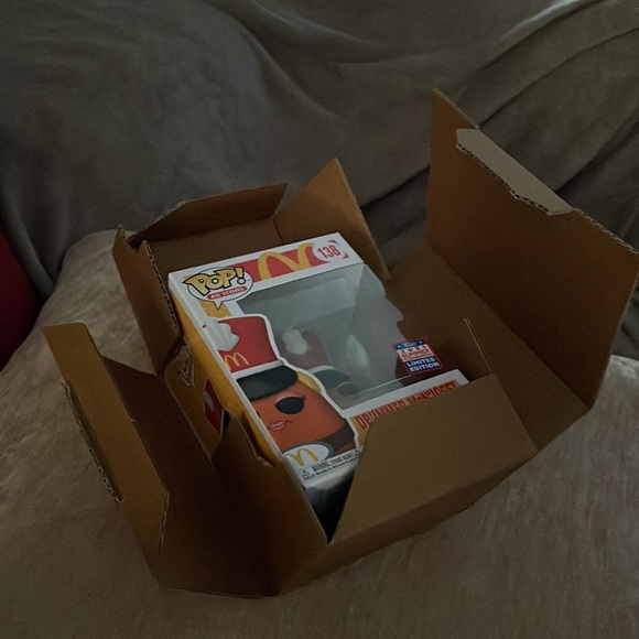 NIB - Limited Edition Funko Pop Ad Icons #138 - Drummer McNugget - McDonalds - Picture 14 of 16